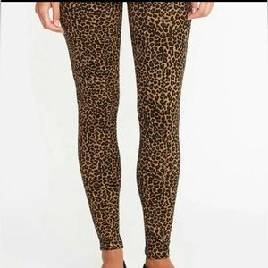 Old Navy Leopard `print Leggings Womens size Small Tall